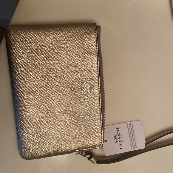 Coach wristlet NWT - Picture 1 of 6
